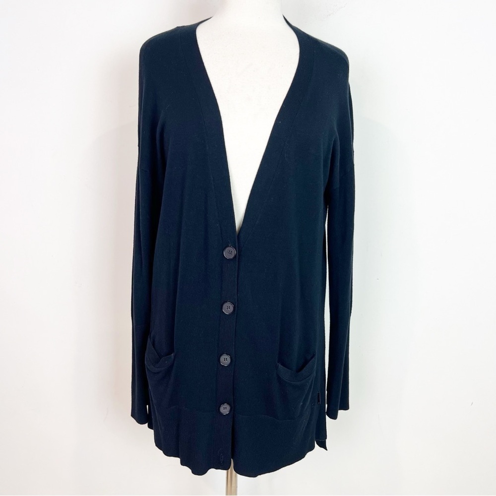 T TAHARI NAVY BLUE V-NECK BUTTON FRONT LONG SLEEVE CARDIGAN SWEATER SZ MEDIUM